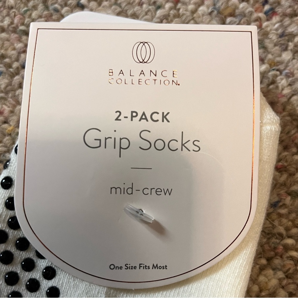 🆕 Balance Collection BE AMAZING  Grip Socks 2 Pack - Picture 8 of 10